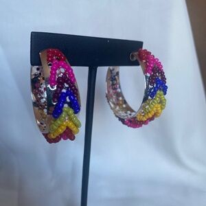 Multicolor small beaded hoop earrings